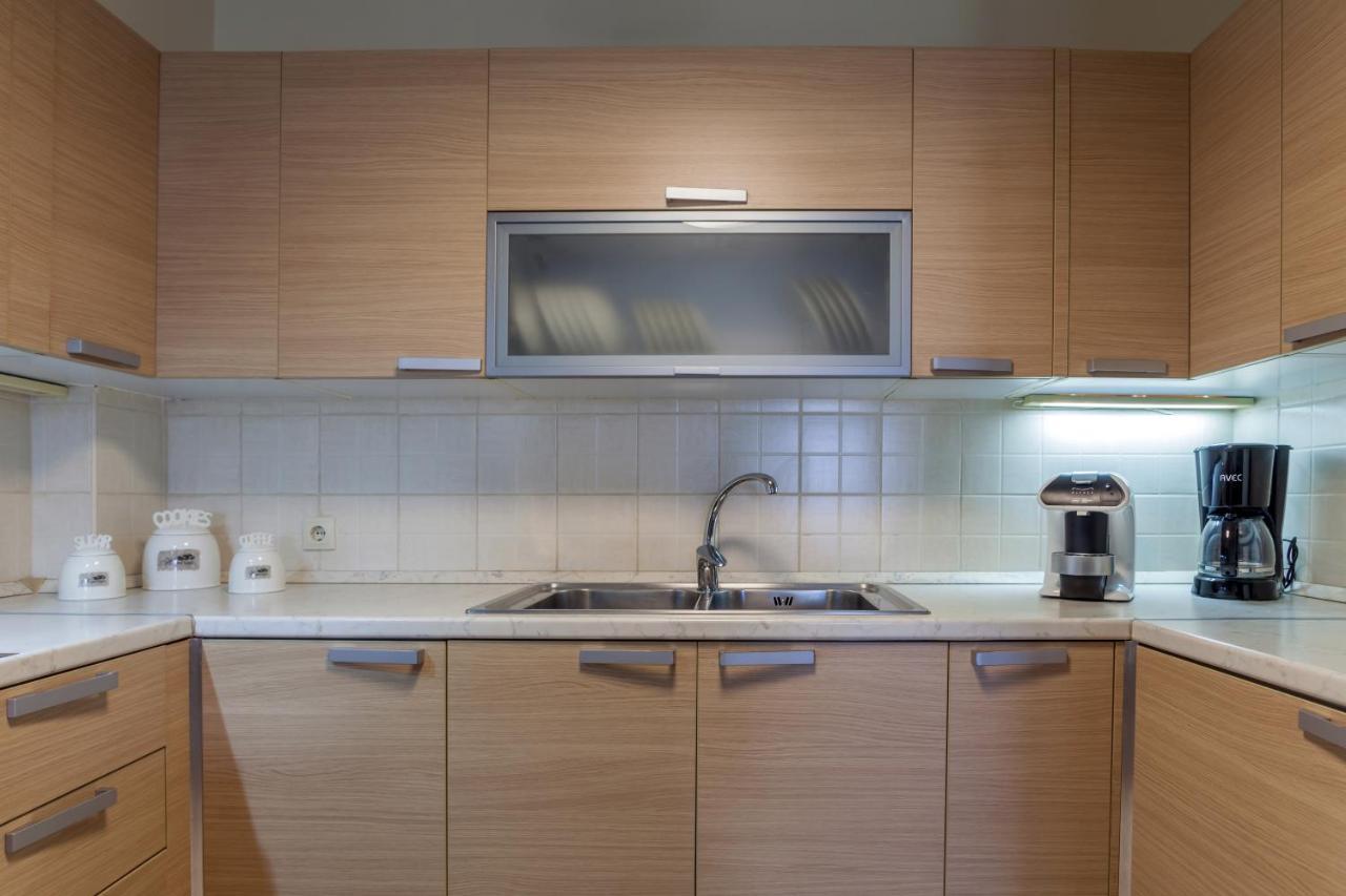Stylish & Luxury Apartment - Self Check In - Free Parking Heraklion  Bagian luar foto